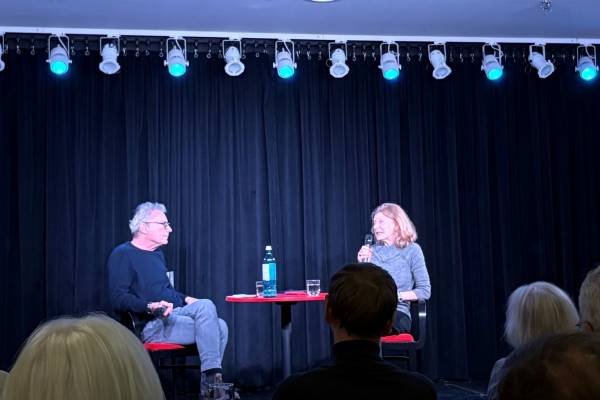 Im Gespräch: Moderator Wolfgang Heim mit Prof. Dr. Hannah Moyer. Im Gespräch: Moderator Wolfgang Heim mit Prof. Dr. Hannah Moyer.