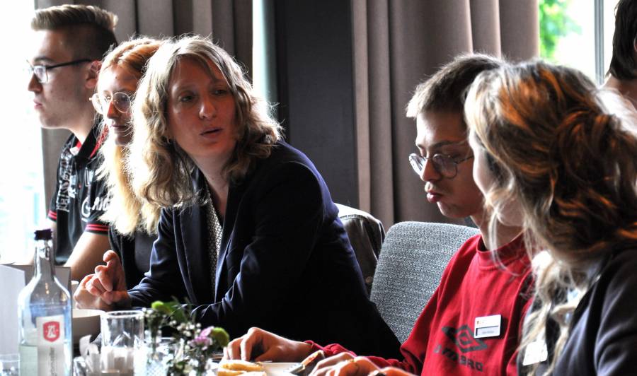 Isabell Huber MdL bei BFD/FSJ meets Politik